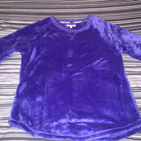 Purple Plush Sweater💜 - Picture 1 of 4